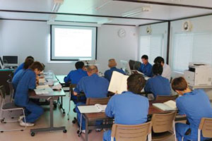 社内インストラクターによる教育